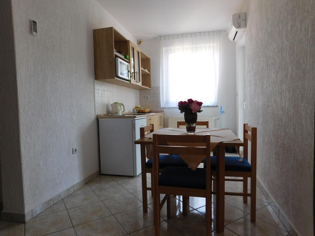 PUY Apartments Lucija מראה חיצוני תמונה