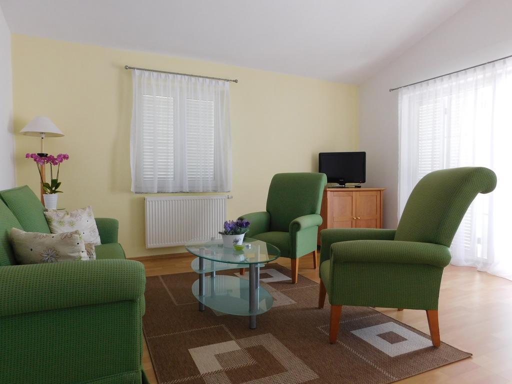 PUY Apartments Lucija מראה חיצוני תמונה